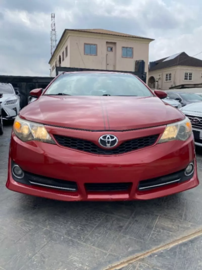 TOYOTA camry   - 2012
