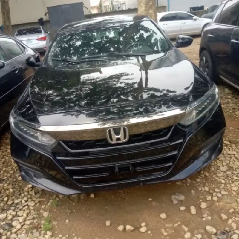 Honda Accord   - 2018