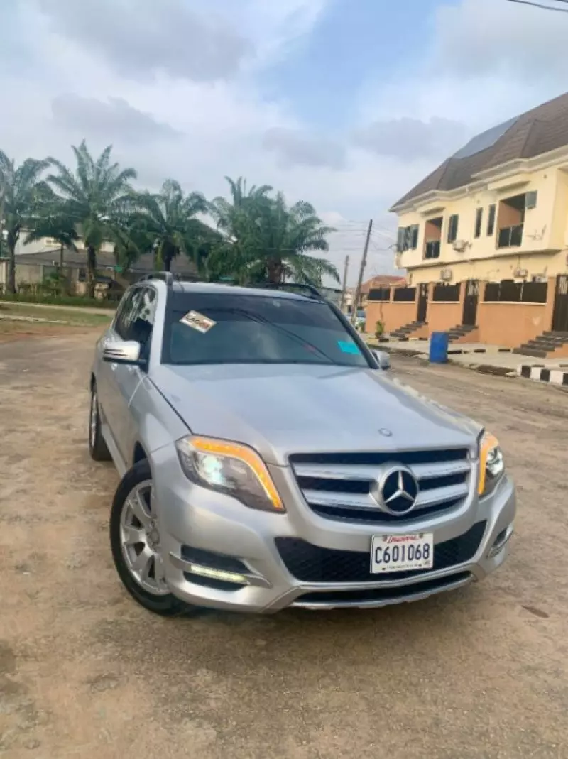 Mercedes-Benz GLK 350   - 2014