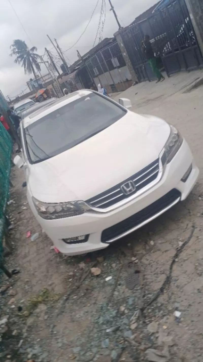 Honda Accord   - 2014