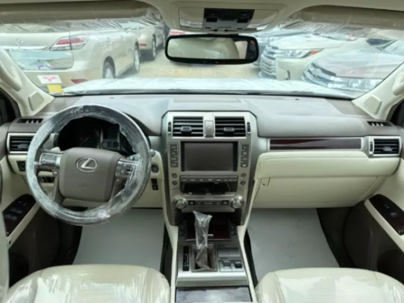 Lexus 570   - 2019