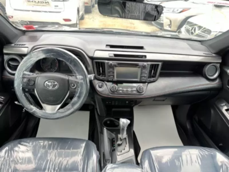 Toyota Rav 4 Hybrid   - 2017