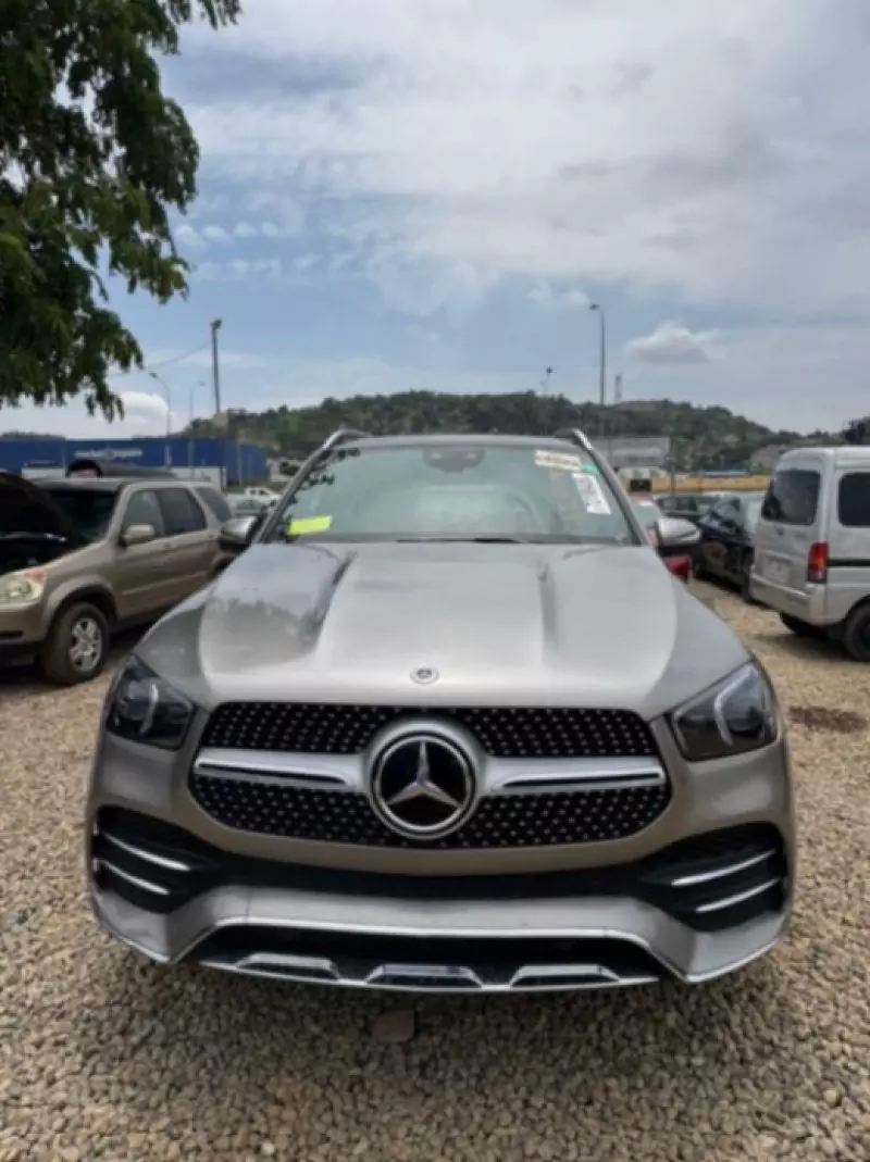 Mercedes-Benz GLE-Class   - 2021