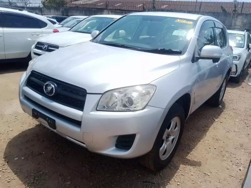 Toyota RAV 4   - 2012