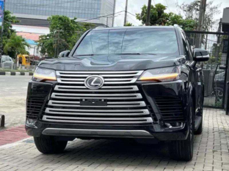 Lexus LX 570   - 2023