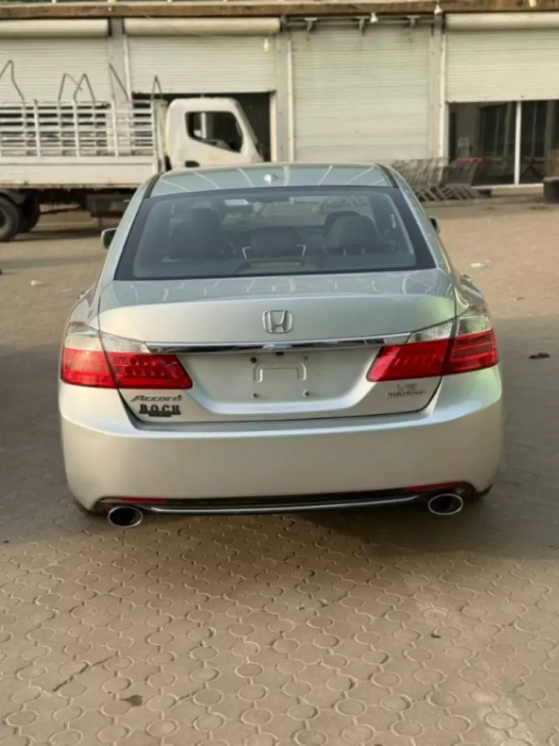 Honda Accord   - 2013