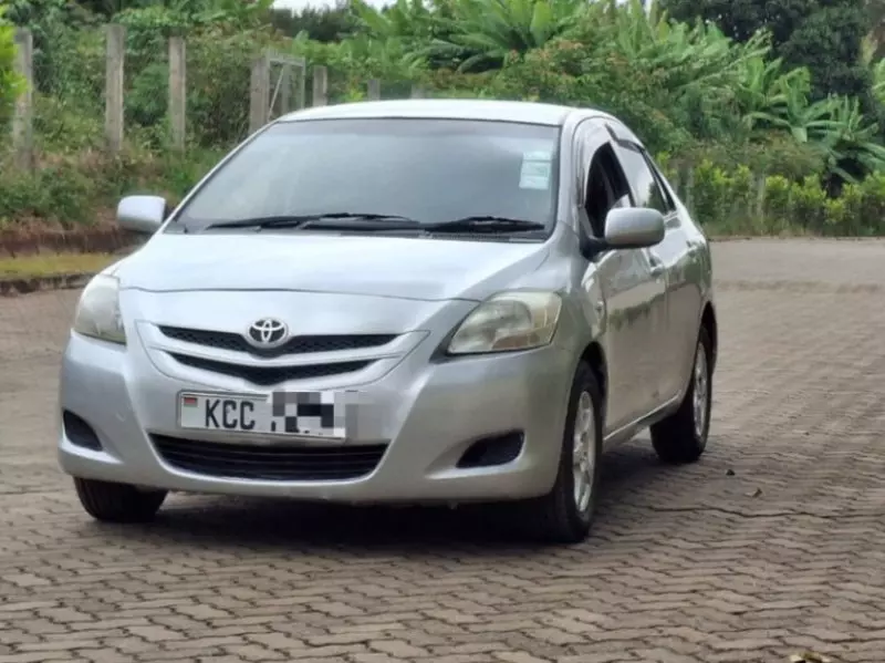 Toyota Belta   - 2008