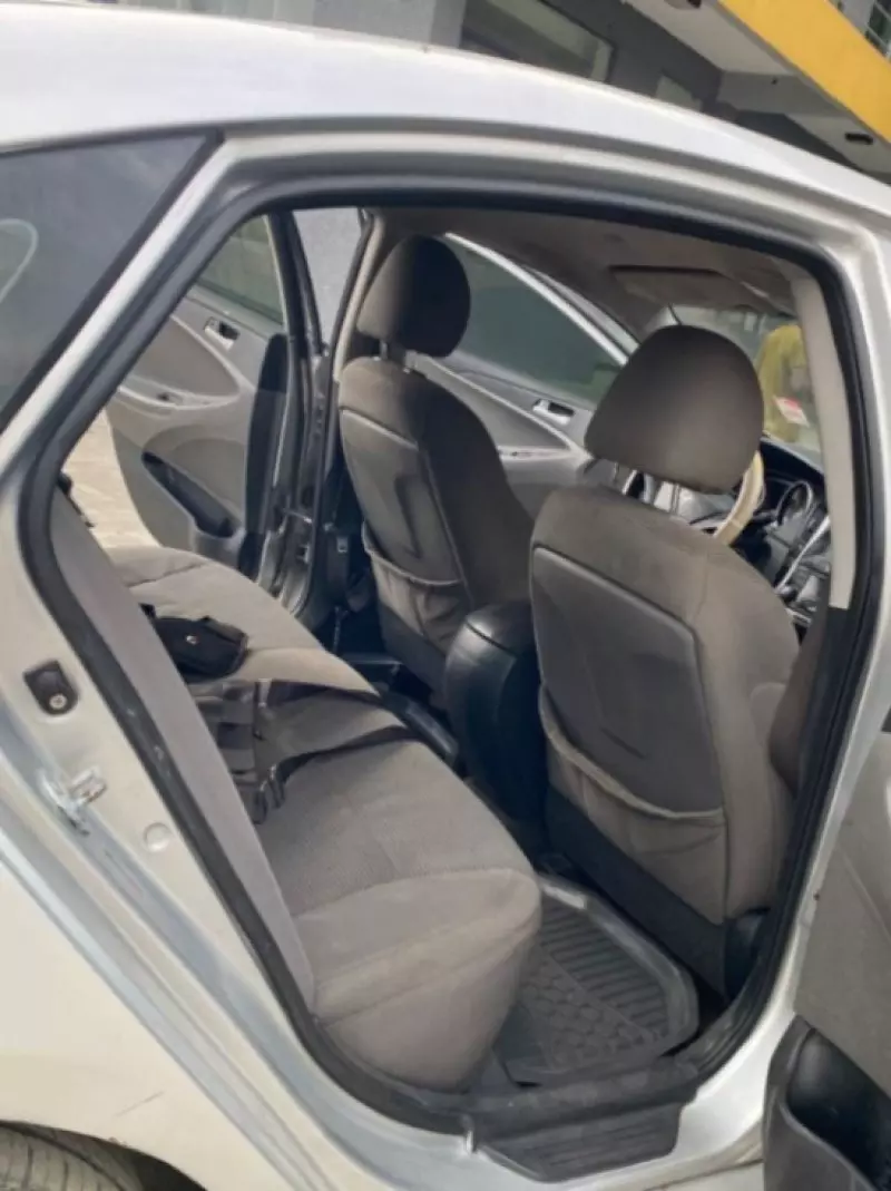 Hyundai Sonata - 2012