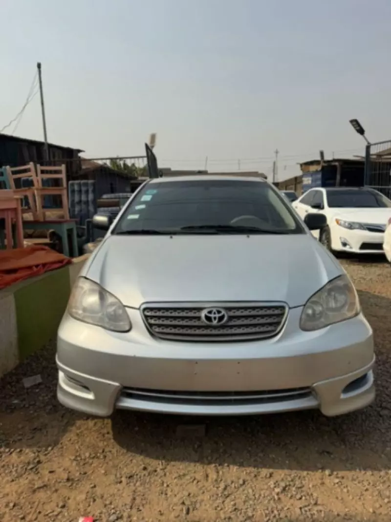 Toyota Corolla   - 2008