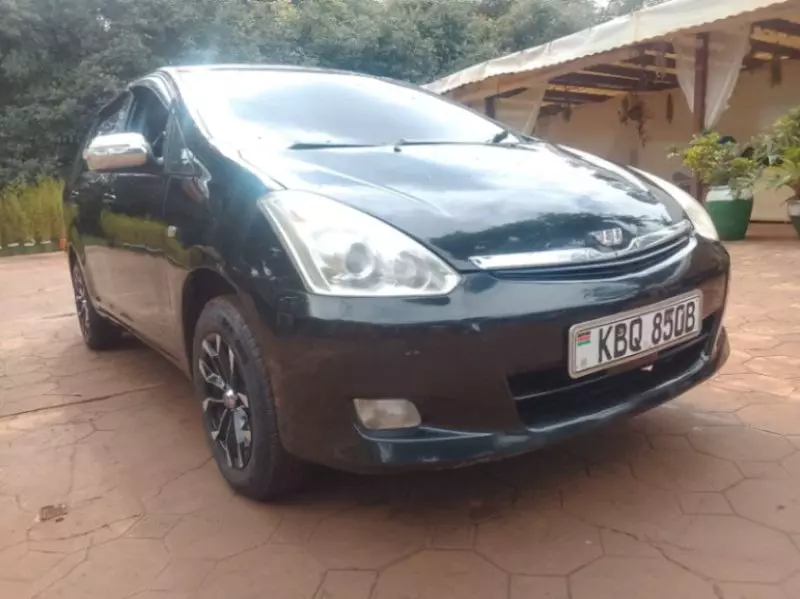 Toyota Wish   - 2004
