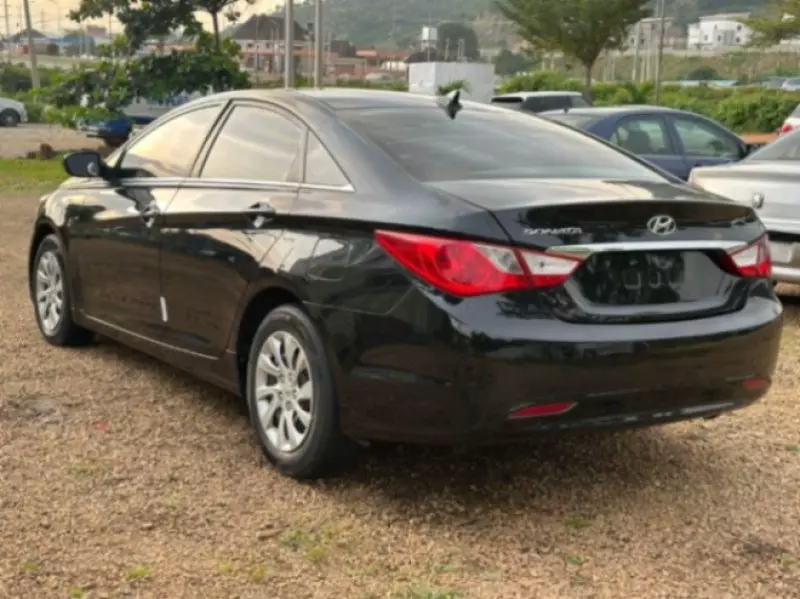 Hyundai SONATA 2,0L BVA GL   - 2013