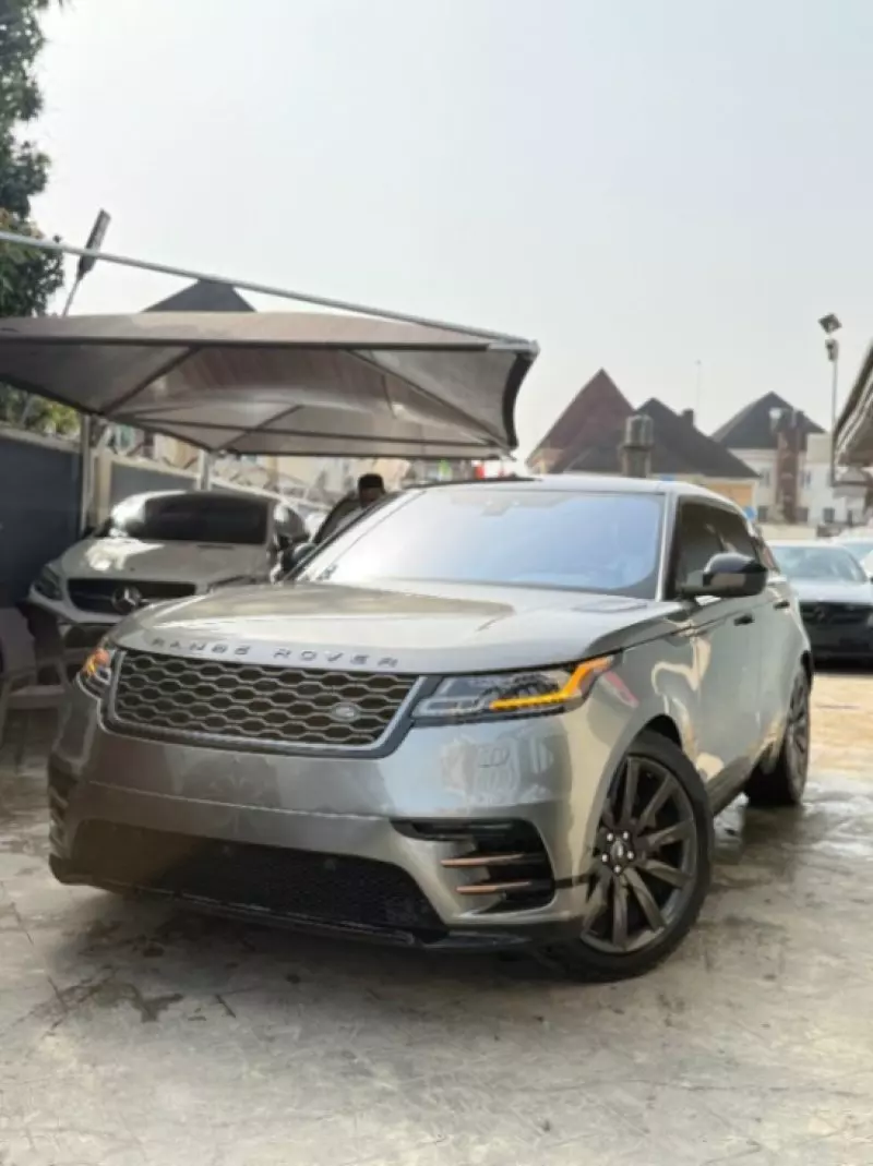 Land Rover Range Rover Velar   - 2018