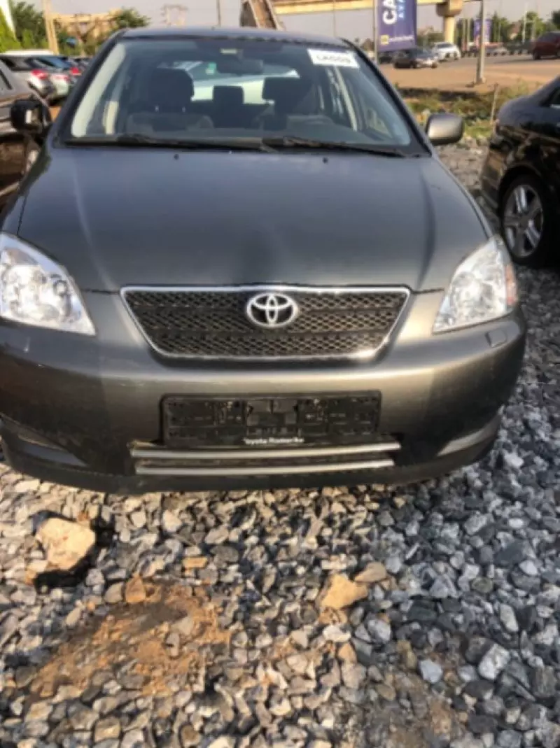 Toyota Corolla   - 2013