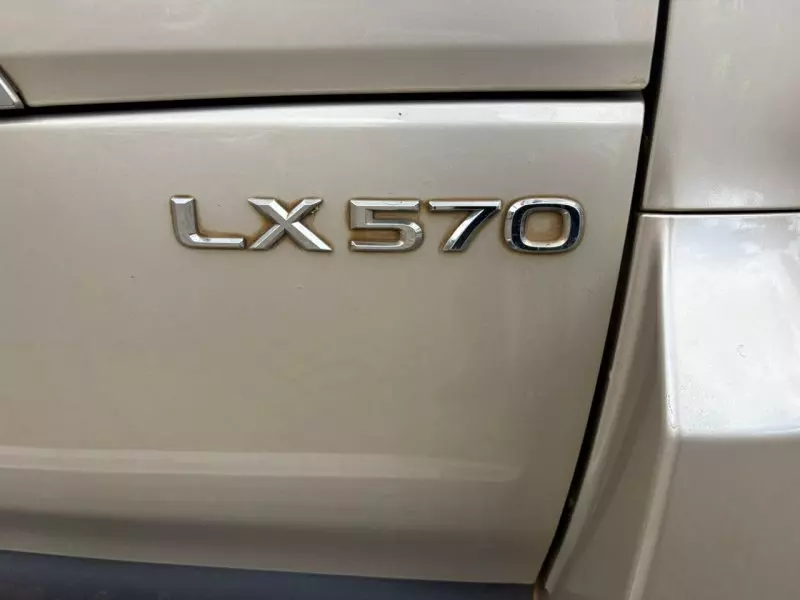 Lexus LX 570   - 2016