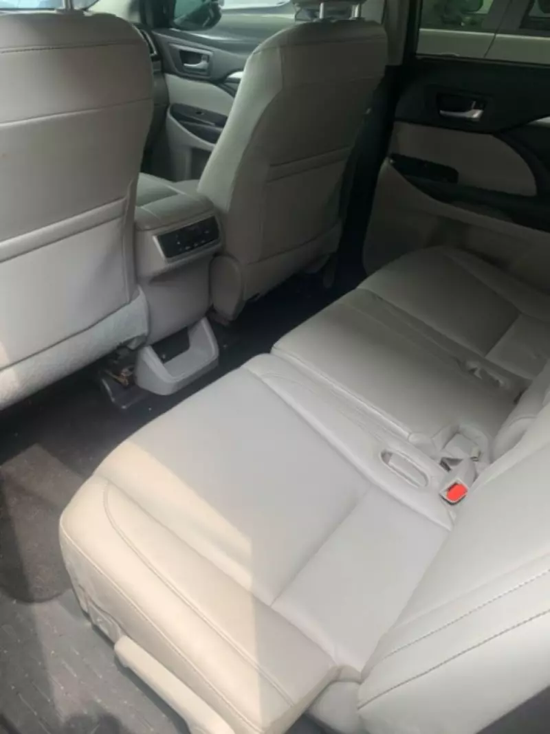 TOYOTA Highlander   - 2015