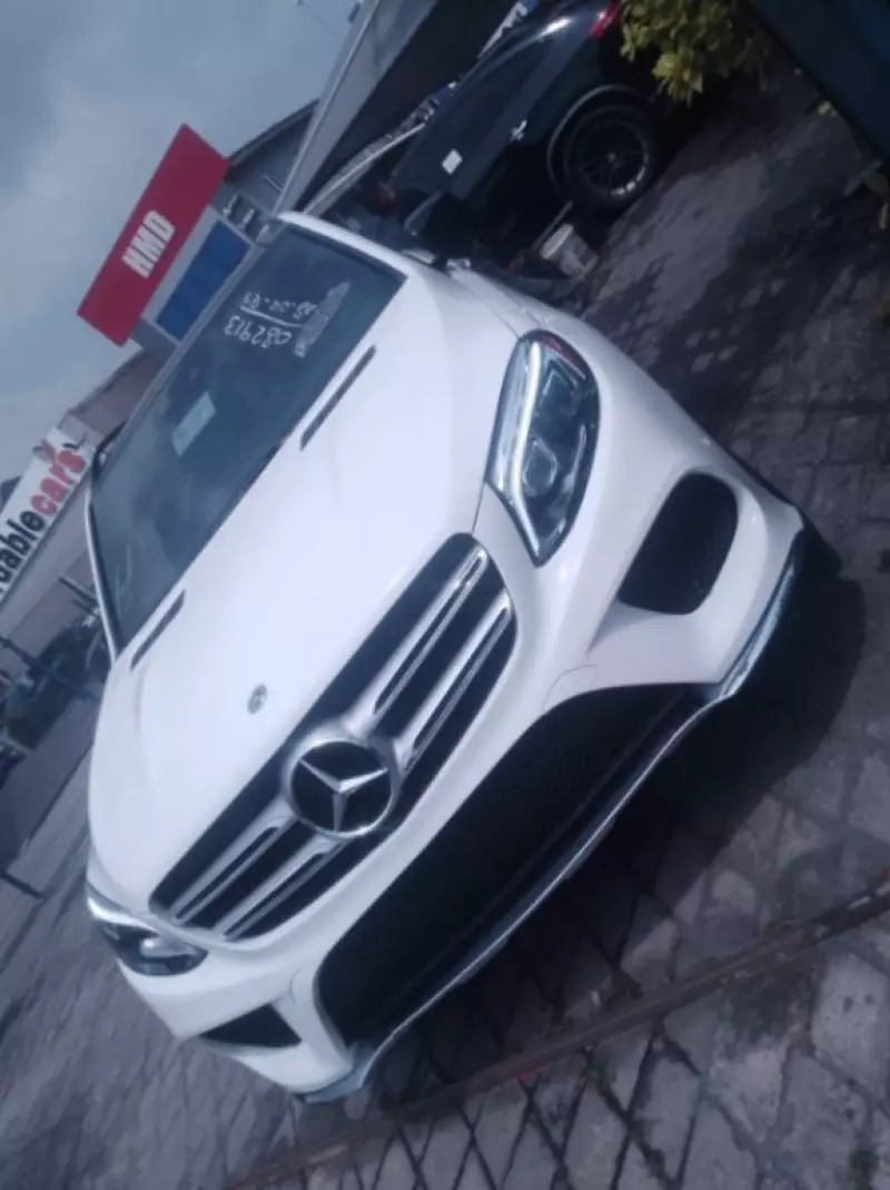 Mercedes-Benz GLE-Class   - 2018