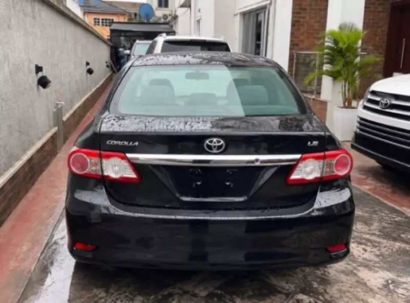 TOYOTA Corolla   - 2012