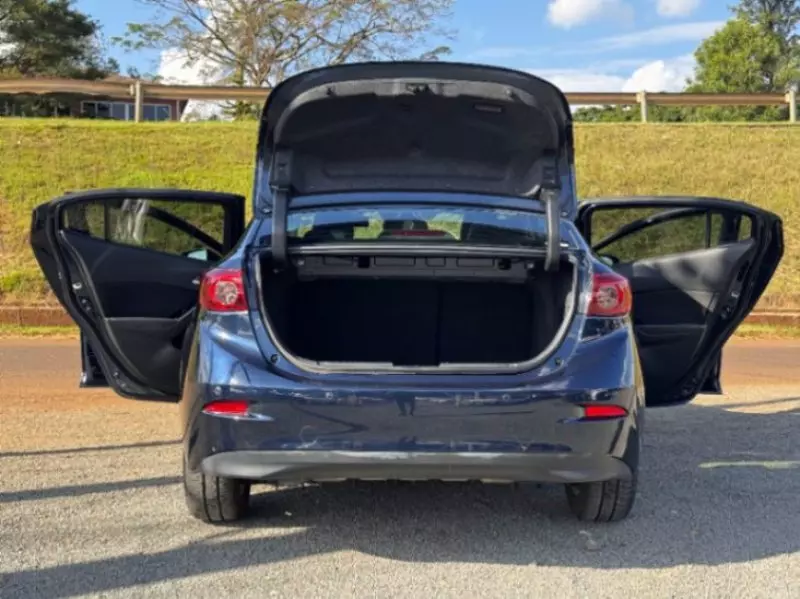Mazda Axela    - 2018