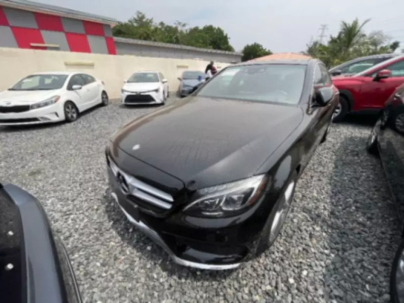 Mercedes-Benz C 400   - 2017