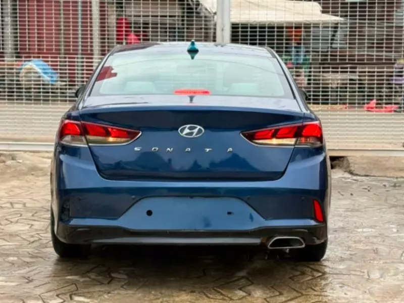 Hyundai Sonata   - 2018