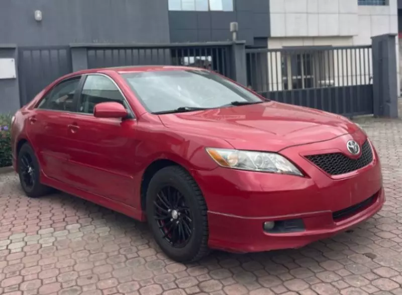 TOYOTA Camry   - 2009