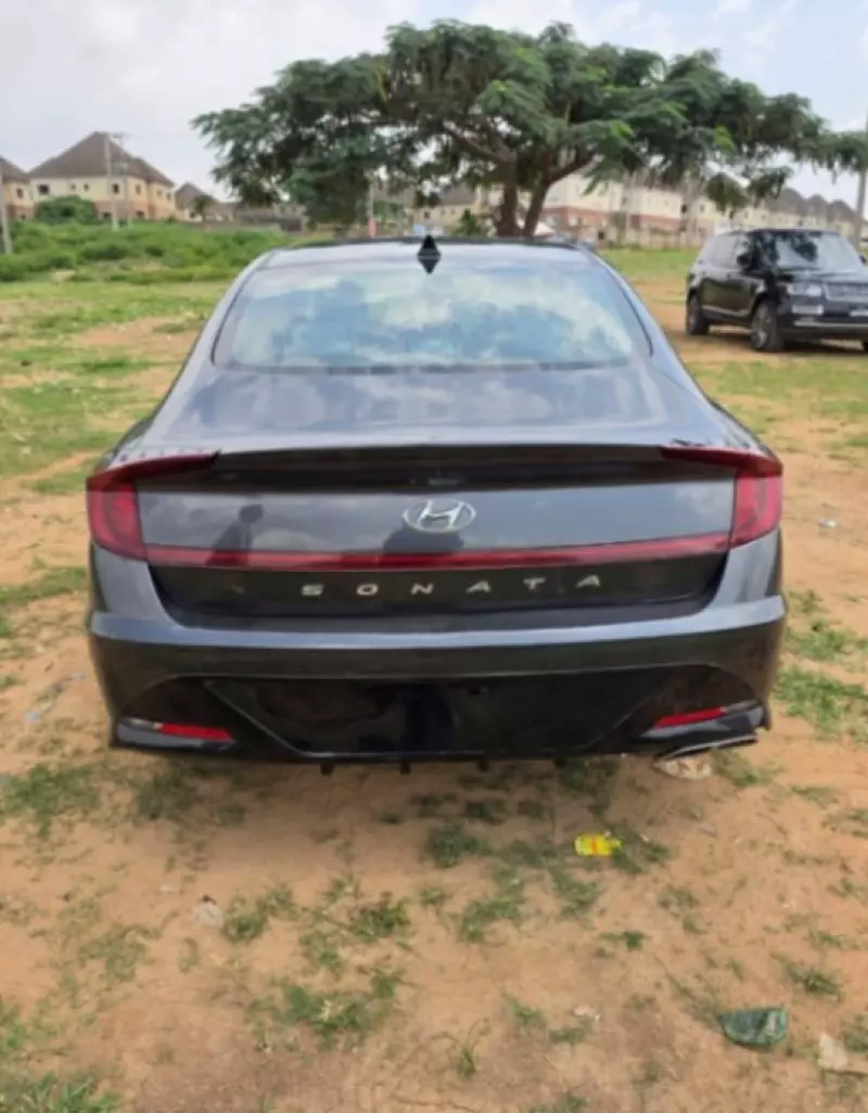 Hyundai Sonata   - 2022