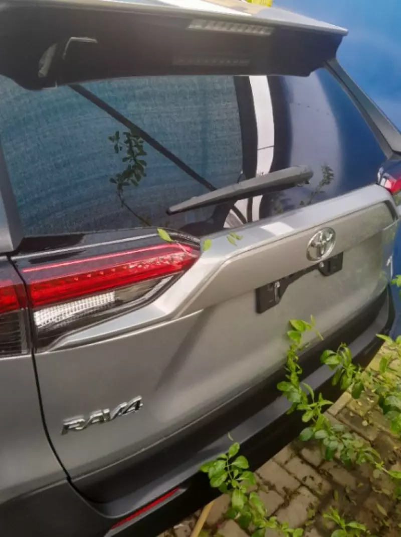 Toyota RAV 4   - 2019