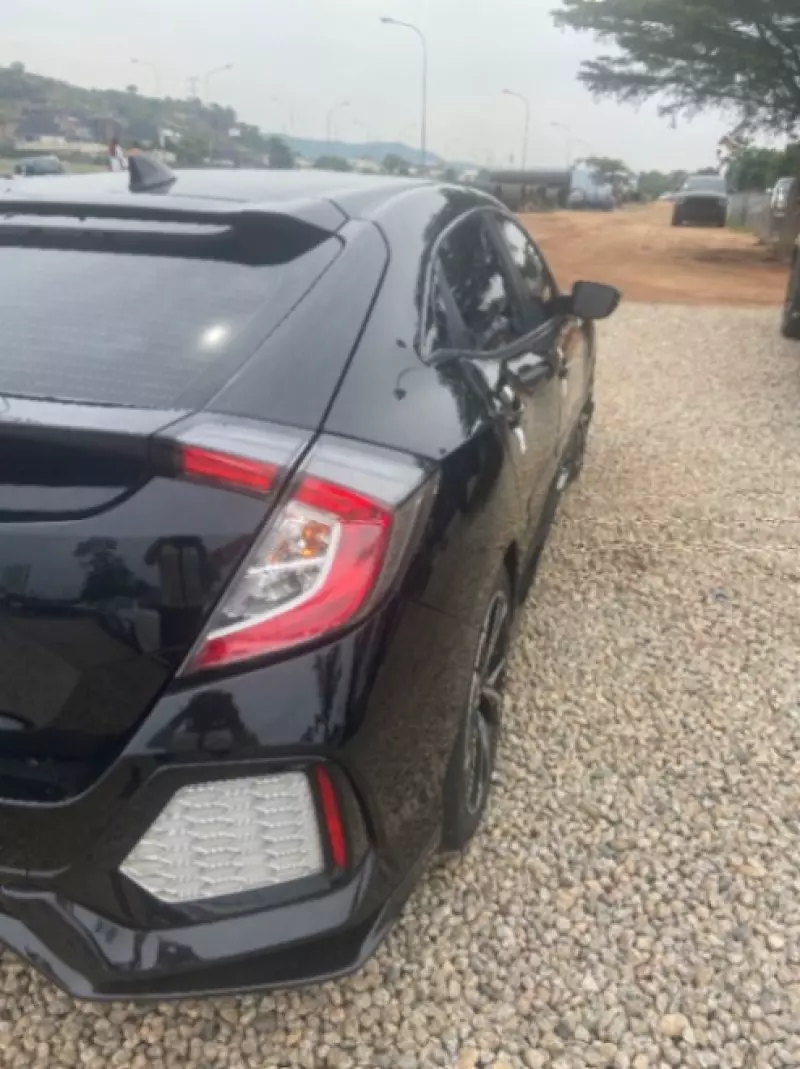 Honda Civic   - 2017