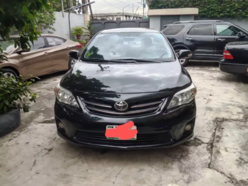 TOYOTA Corolla   - 2011