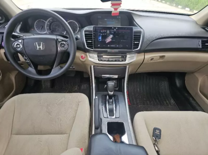 Honda Accord   - 2013