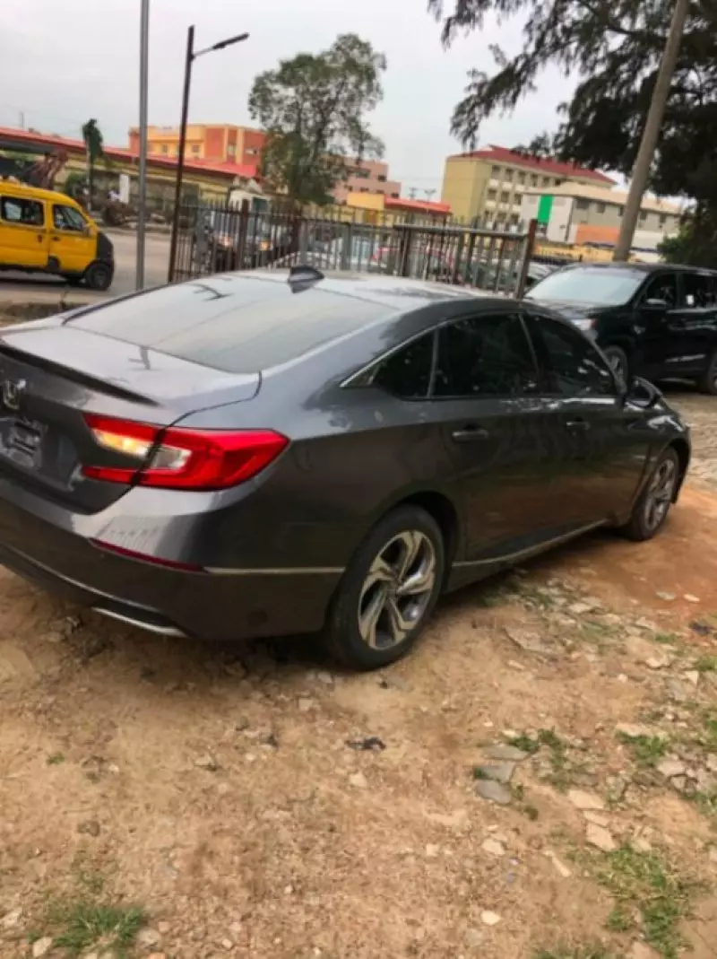 Honda Accord - 2019