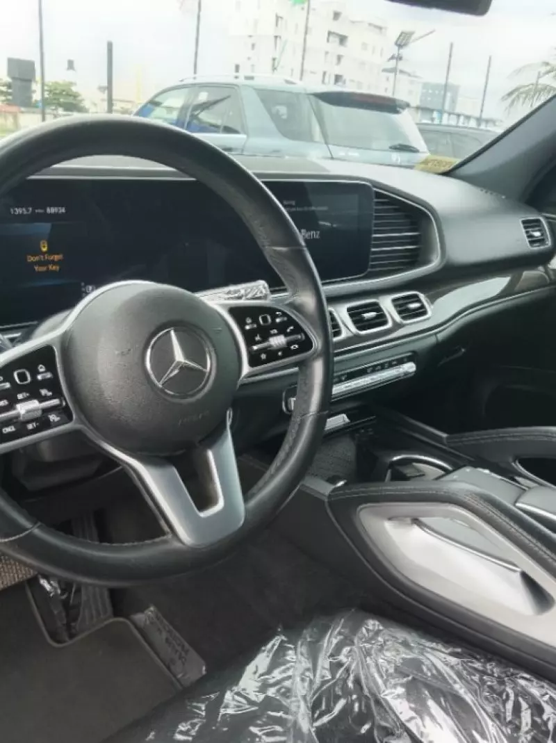 Mercedes-Benz GLE-Class   - 2020