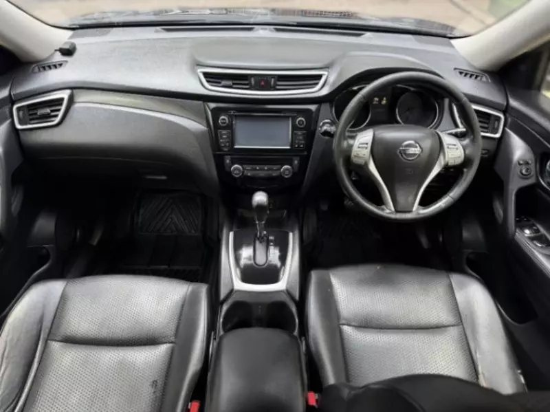 Nissan X-Trail   - 2016
