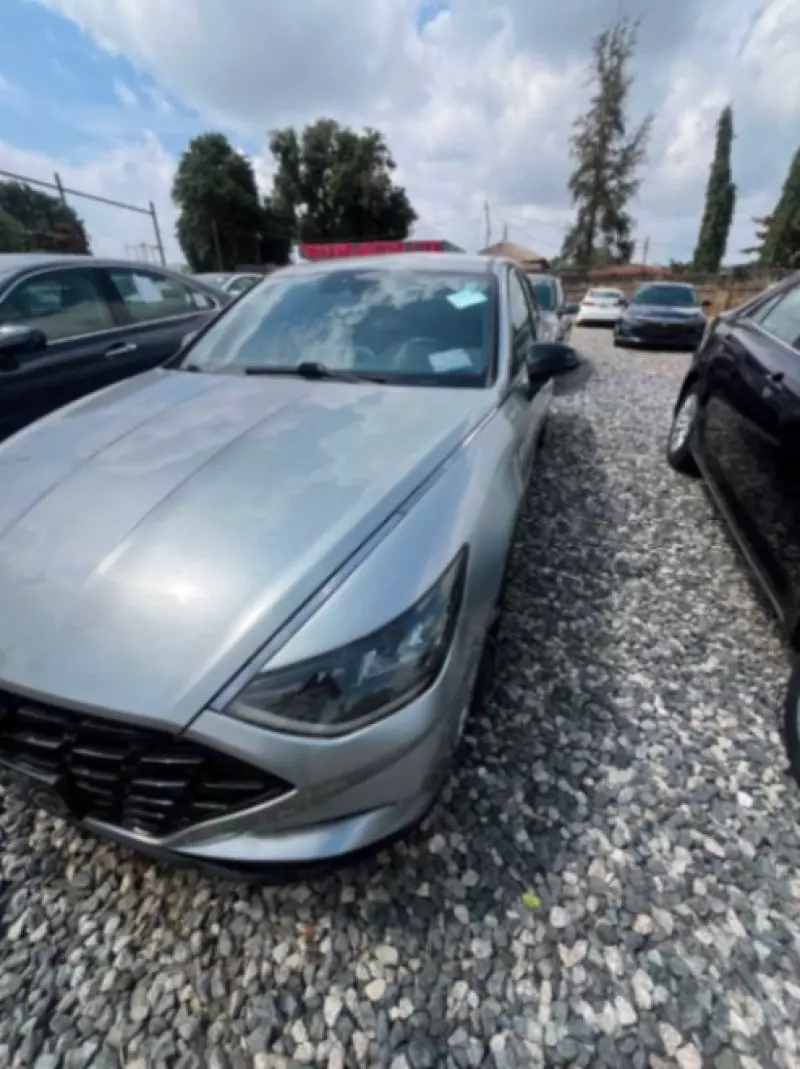Hyundai Sonata   - 2020