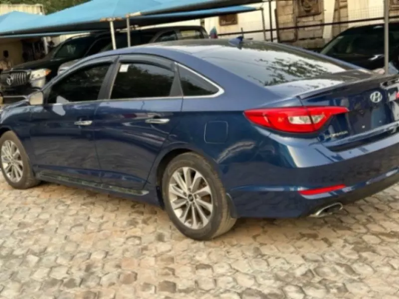 Hyundai Sonata   - 2017