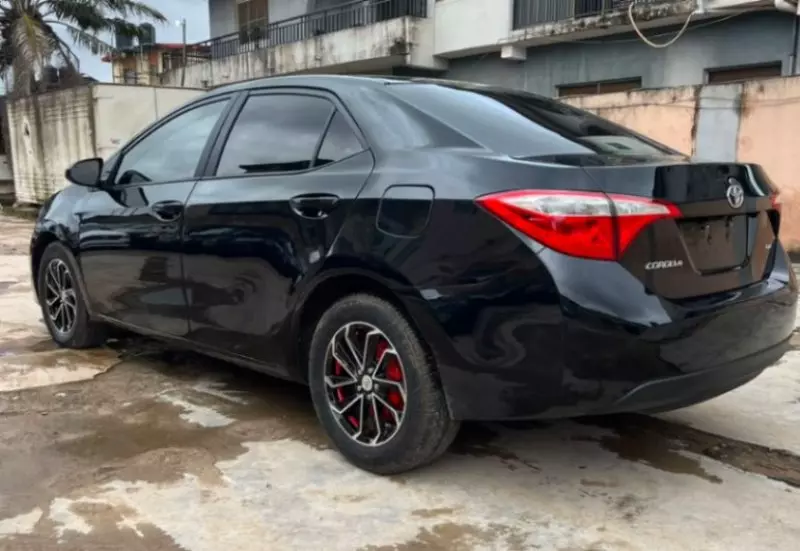 TOYOTA Corolla   - 2014