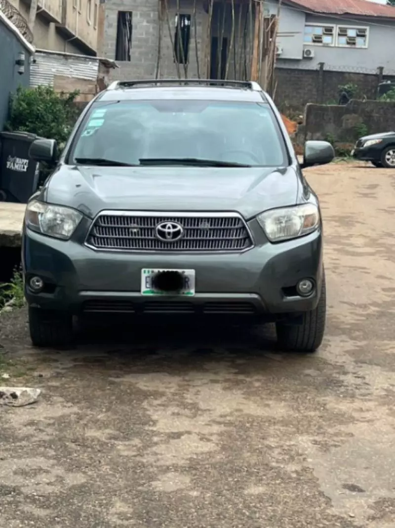TOYOTA Highlander   - 2009