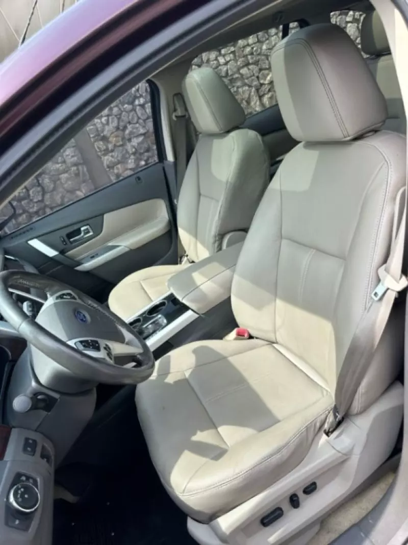Ford Edge   - 2011