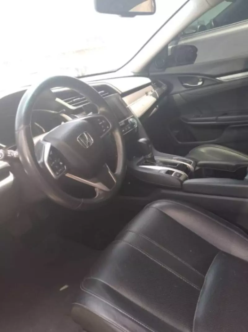 Honda Civic   - 2017