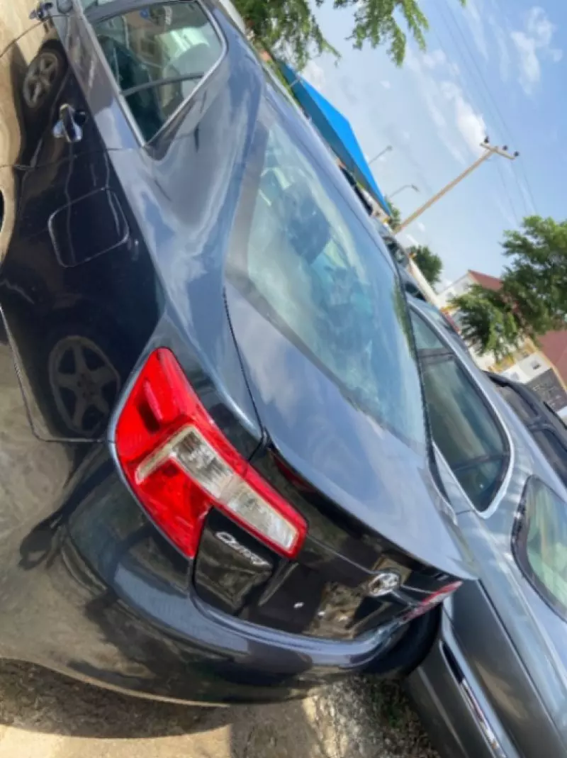 Toyota Camry   - 2014