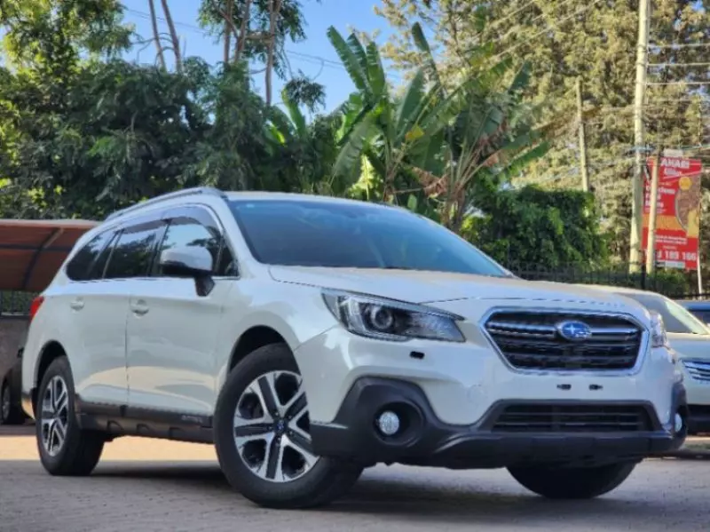 Subaru Outback   - 2018
