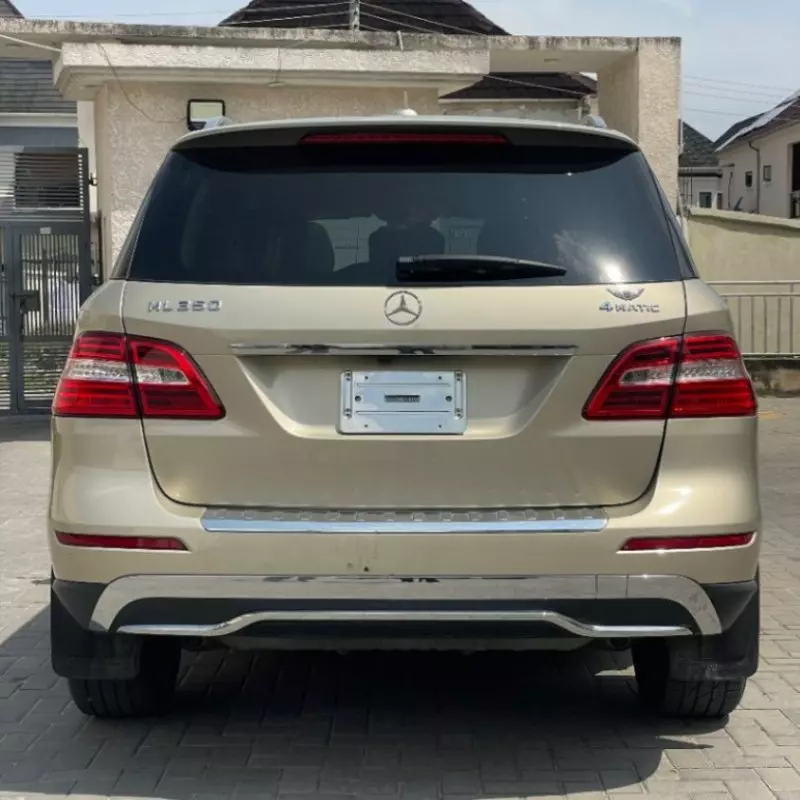 Mercedes-Benz ML 350   - 2012
