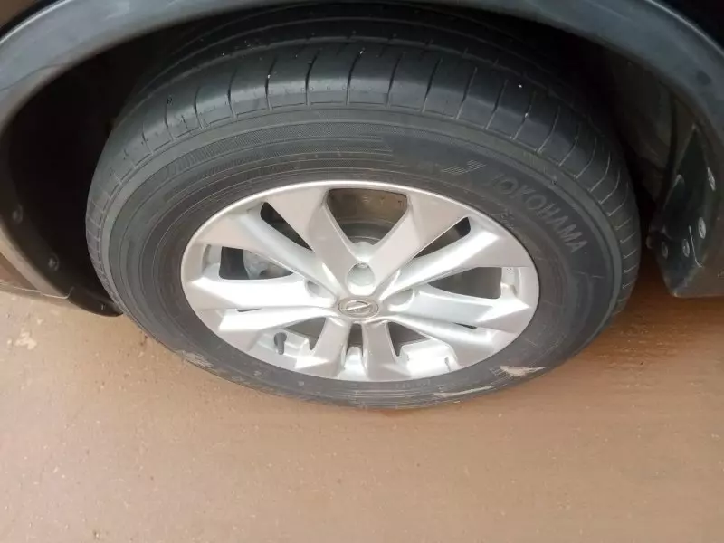 Nissan X-Trail   - 2015