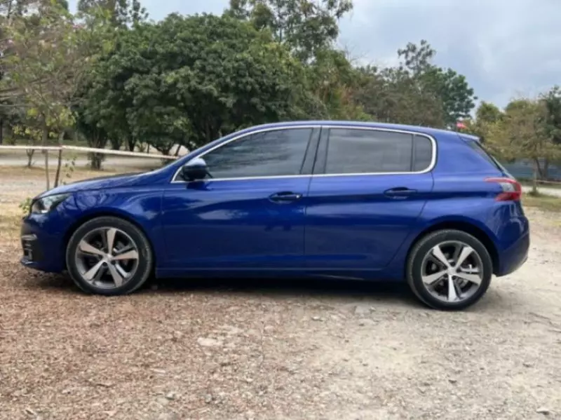 Peugeot 308   - 2018