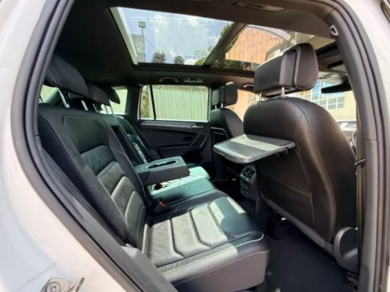 Volkswagen Tiguan   - 2019