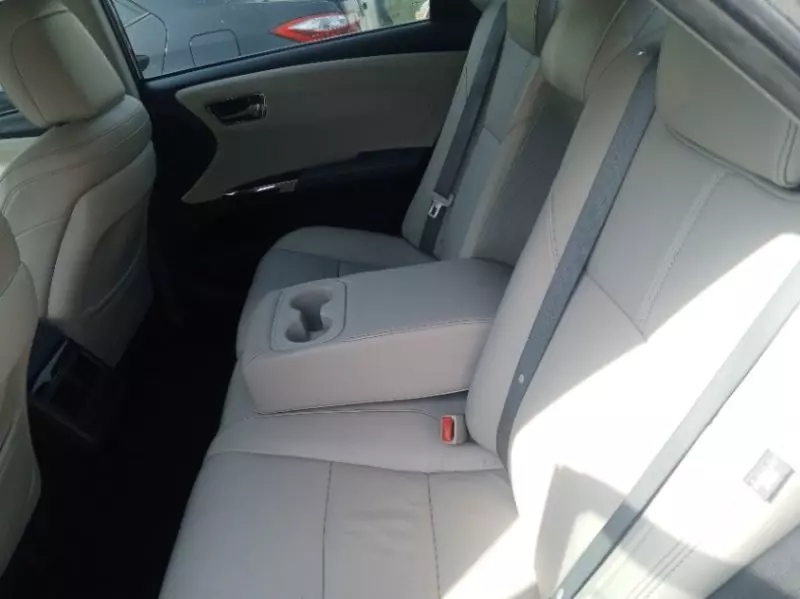 Toyota Avalon - 2014