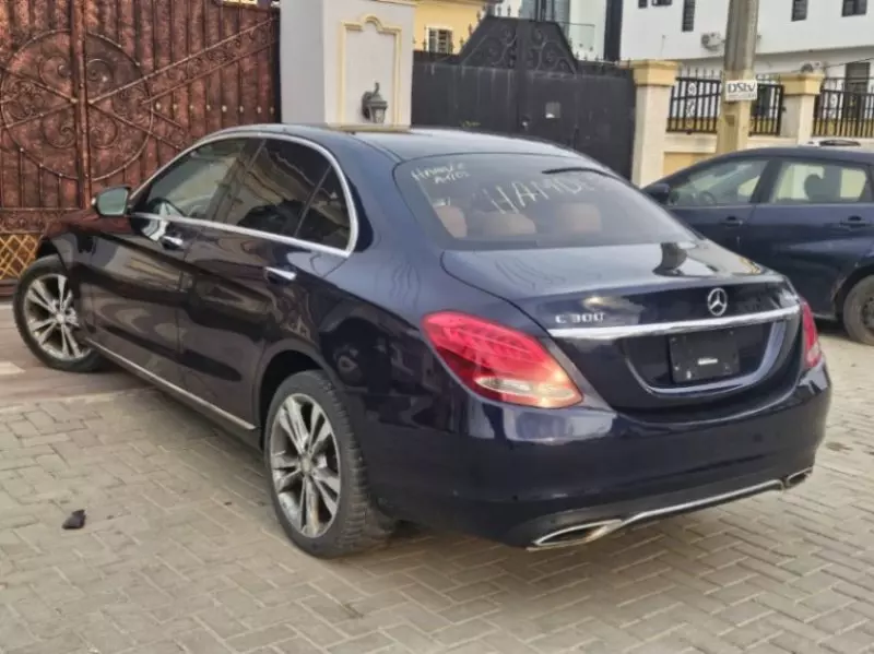 Mercedes-Benz C-Class   - 2015