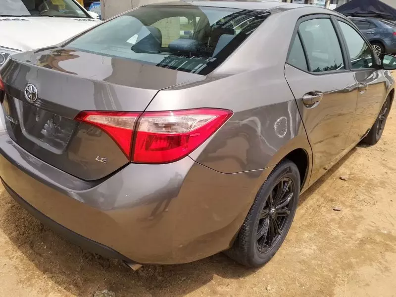 Toyota corolla   - 2018