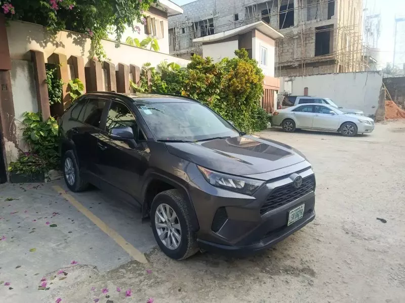 TOYOTA RAV4   - 2019