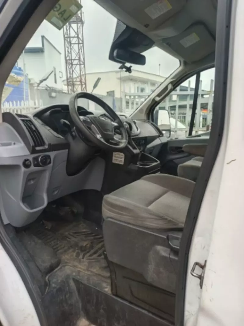 Ford Transit   - 2015